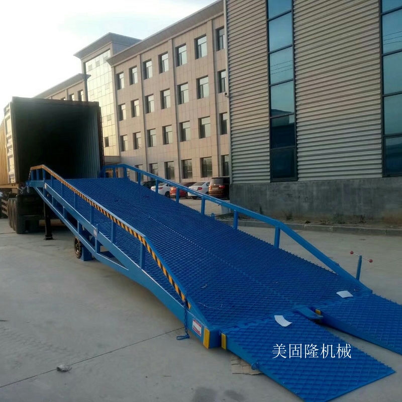 武汉移动式液压登车桥厂家
